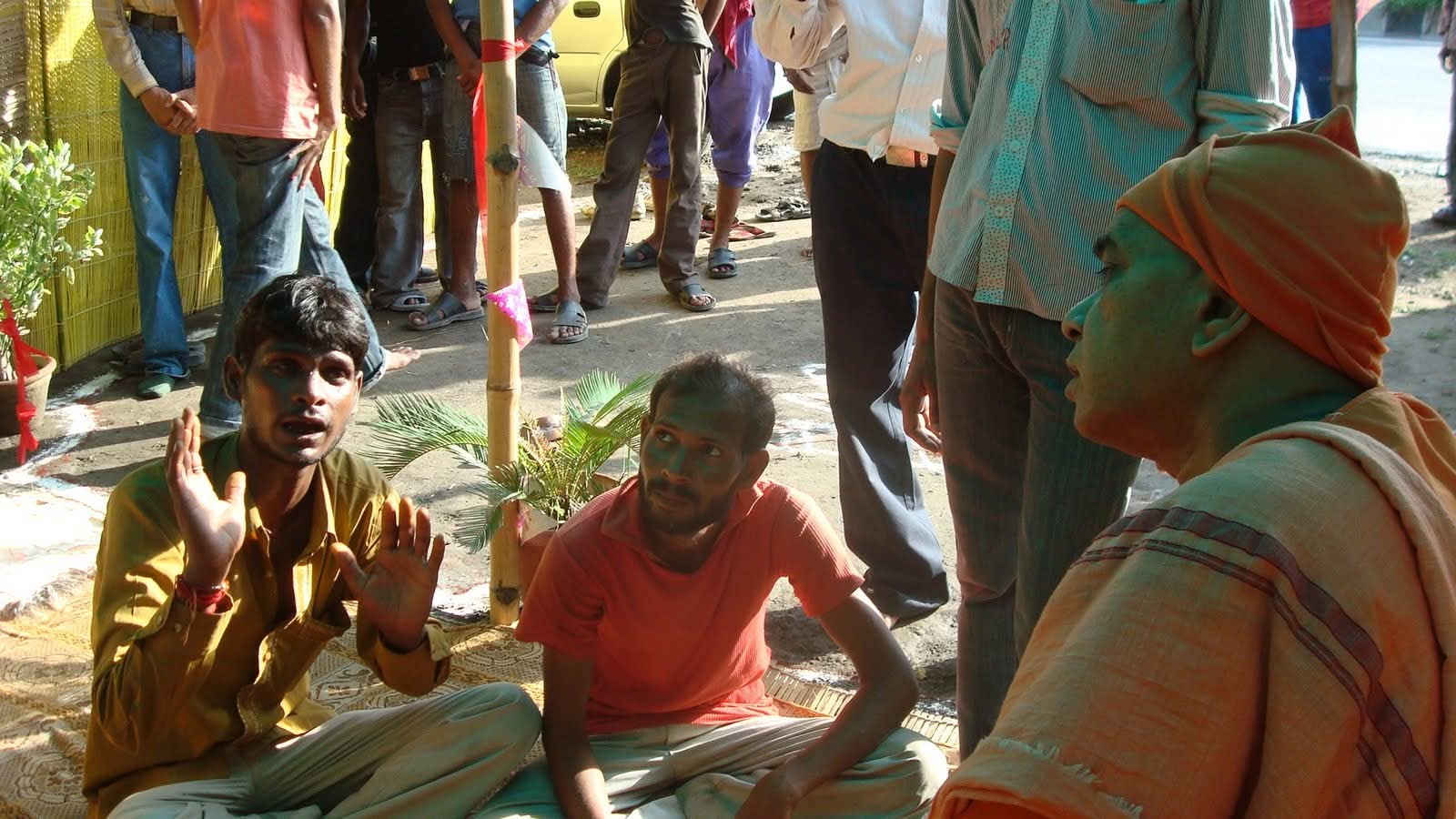 Holi interaction